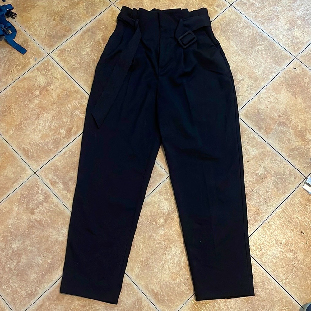 H&M paper bag dress shorts with belt